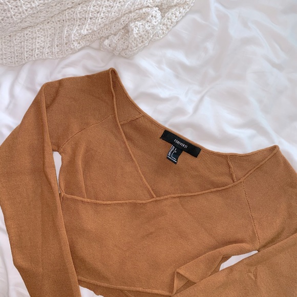 Forever 21 Tops - F21 Knitted Crop Top